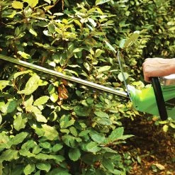 Lawn & Outdoor Power GreenWorks 2200102 22-Inch 4-Amp Dual Action Lightweight Corded Hedge Trimmer