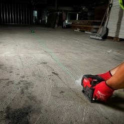 Milwaukee 3622-20 M12 12V Cordless Green Cross Line W/ Plumb Points Laser Level