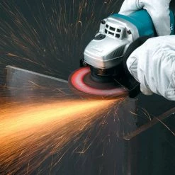 Makita 9557PBX1 4-1/2 In Paddle Switch Angle Grinder W/ Case And Grinding Wheels