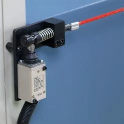 Baileigh 1006481 PR-403 220V Hydraulic Plate Roll W/ 4' X 1/4" Capacity 25 Baileigh 1006481 PR-403 220V Hydraulic Plate Roll W/ 4' X 1/4