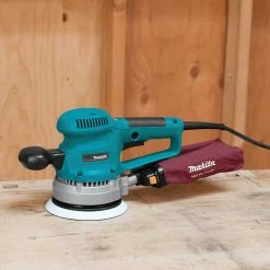 Makita BO6030 2.7 Amp 6-Inch Random Orbit Variable Speed Sander With Dust Bag Tools & Equipment 8 Makita BO6030 2.7 Amp 6-Inch Random Orbit Variable Speed Sander With Dust Bag Tools & Equipment