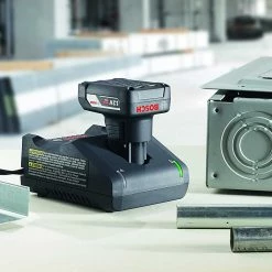 Bosch GAL12V-40 12V Max Fast Lithium-Ion Battery Charger For 12V Batteries Tools & Equipment