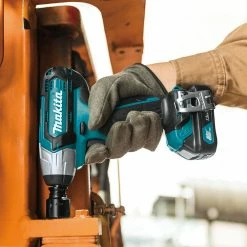 Makita CT324 12V Max CXT Lithium-Ion Cordless 3-Pc. Combo Kit (1.5Ah) Tools & Equipment