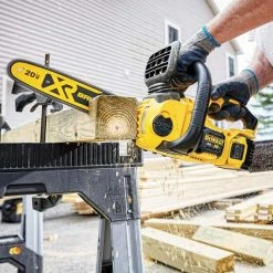Lawn & Outdoor Power DeWALT DCCS620P1 20V MAX 12-Inch 5Ah Cordless Lithium-Ion Chainsaw Kit