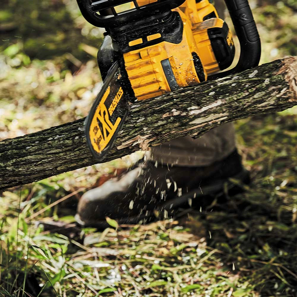 DeWALT DCCS670X1 60V MAX FLEXVOLT 16" 3.0Ah Brushless Lithium-Ion Chainsaw Kit 14 DeWALT DCCS670X1 60V MAX FLEXVOLT 16" 3.0Ah Brushless Lithium-Ion Chainsaw Kit