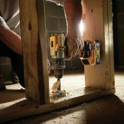 DeWALT DCD998W1 20V MAX XR Brushless Hammer Drill/Driver W/ Power Detect Kit Tools & Equipment