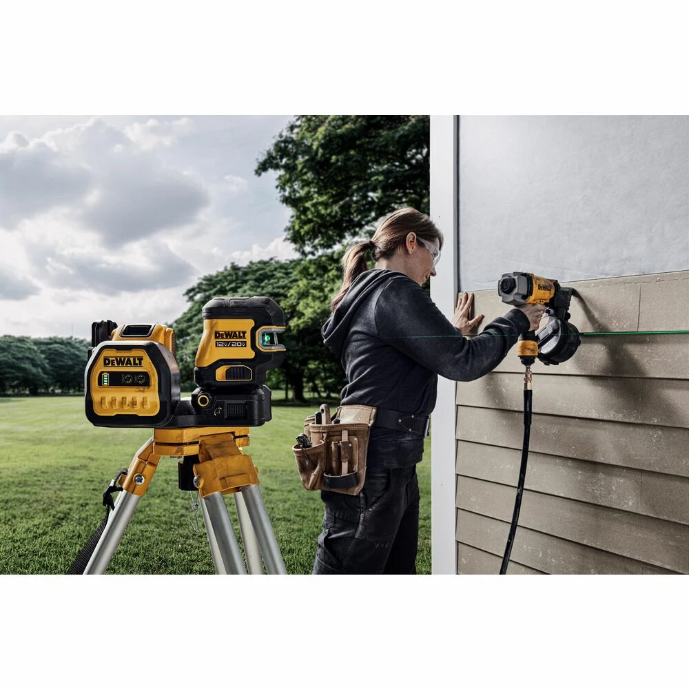 Tools & Equipment DeWALT DCLE34220GB 20V MAX Cordless 2 Spot Green Line Laser - Bare Tool 8 Tools & Equipment DeWALT DCLE34220GB 20V MAX Cordless 2 Spot Green Line Laser - Bare Tool