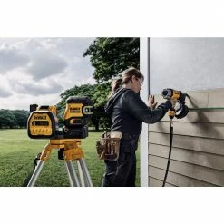 DeWALT DCLE34220G 20V MAX Cordless 2 Spot Green Line Laser Kit W/ Battery