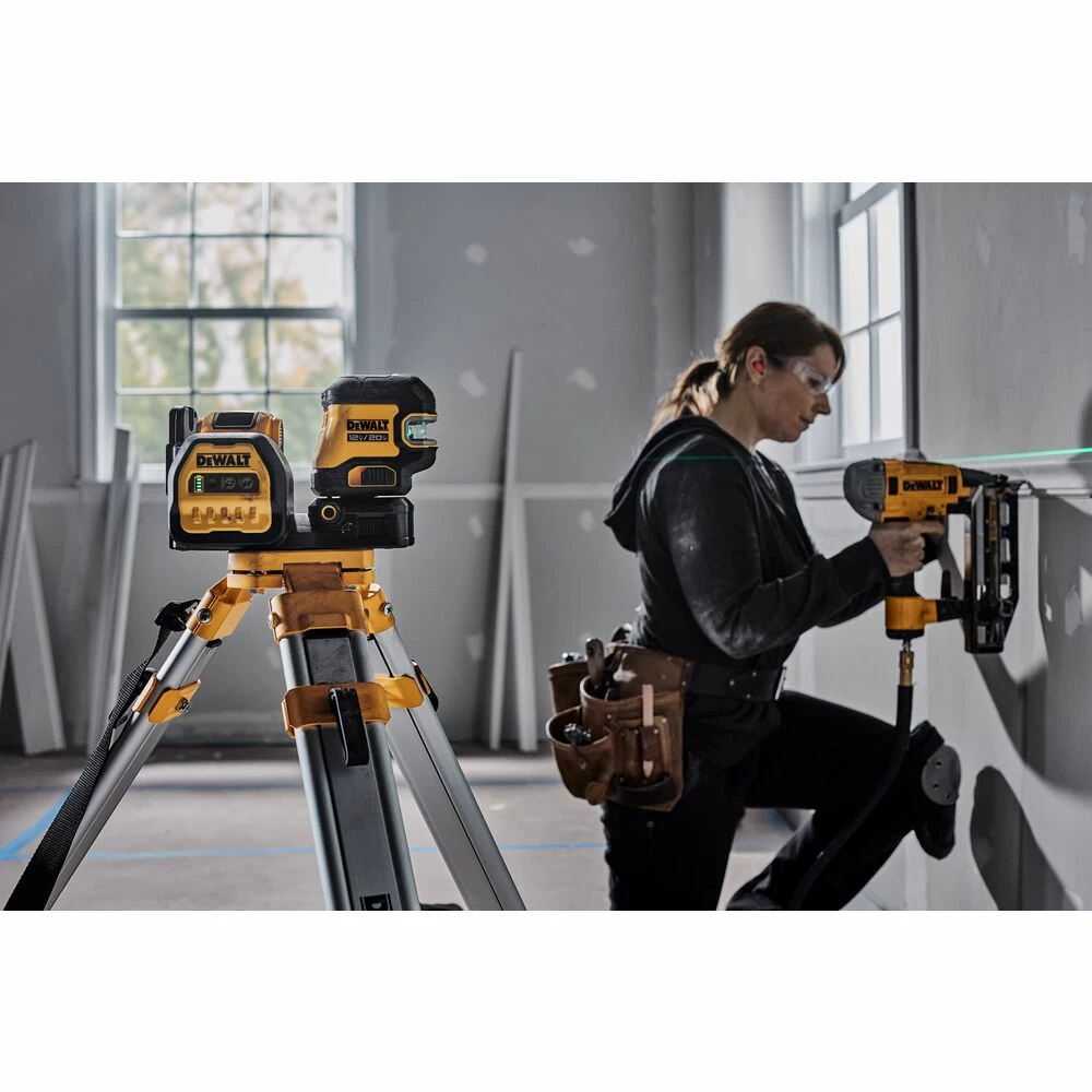 DeWALT DCLE34520GB 20V MAX Cordless 5 Spot Green Line Laser - Bare Tool Tools & Equipment 6 DeWALT DCLE34520GB 20V MAX Cordless 5 Spot Green Line Laser - Bare Tool Tools & Equipment