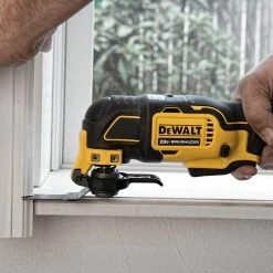 DeWALT DCS354B 20V Brushless Atomic Oscillating Multi-Tool - Bare Tool