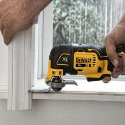 DeWALT DCS356B 20V MAX XR Cordless 3 Speed Oscillating Multi-Tool - Bare Tool