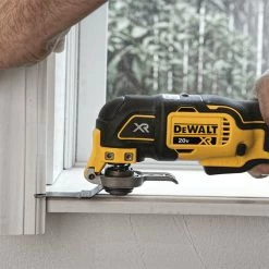 Tools & Equipment DeWALT DCS356D1 20V MAX XR Brushless Cordless 3-Speed Oscillating Multi-Tool Kit