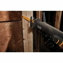 DeWALT DCS368B 20V MAX XR Brushless Reciprocating Saw W/Power Detect Tool Tech 13 DeWALT DCS368B 20V MAX XR Brushless Reciprocating Saw W/Power Detect Tool Tech