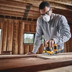 DeWALT DCW200D1 20V MAX XR 1/4 Sheet Cordless Durable Variable Speed Sander Kit Tools & Equipment