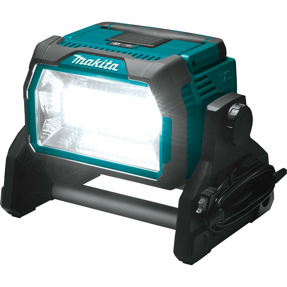 Makita DML809 18V X2 LXT Lithium-Ion Cordless/Corded Work Light - Bare Tool Tools & Equipment 6 Makita DML809 18V X2 LXT Lithium-Ion Cordless/Corded Work Light - Bare Tool Tools & Equipment
