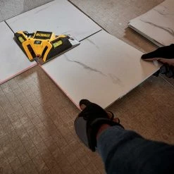 Tools & Equipment DeWALT DW0802 33' Durable Aluminum Laser Square W/ 3 Mounting Pins