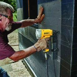 DeWALT DW451S2 16 Gauge Pneumatic Wide Crown Tool Free Lathing Stapler Tools & Equipment