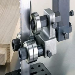 Grizzly G0569 220V/440V 24 Inch 7-1/2 HP 3-Phase Industrial Bandsaw