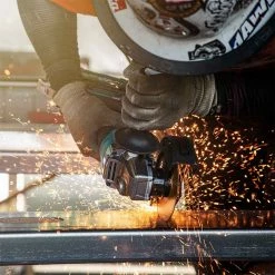 Makita GAG03M1 40V MAX XGT 4-1/2” / 5