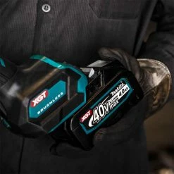 Makita GAG10M1 40V MAX XGT 7