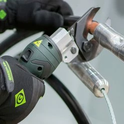 Greenlee ES32ML110 110V Cordless Lithium-Ion Micro Cable Cutting Tool 9 Greenlee ES32ML110 110V Cordless Lithium-Ion Micro Cable Cutting Tool