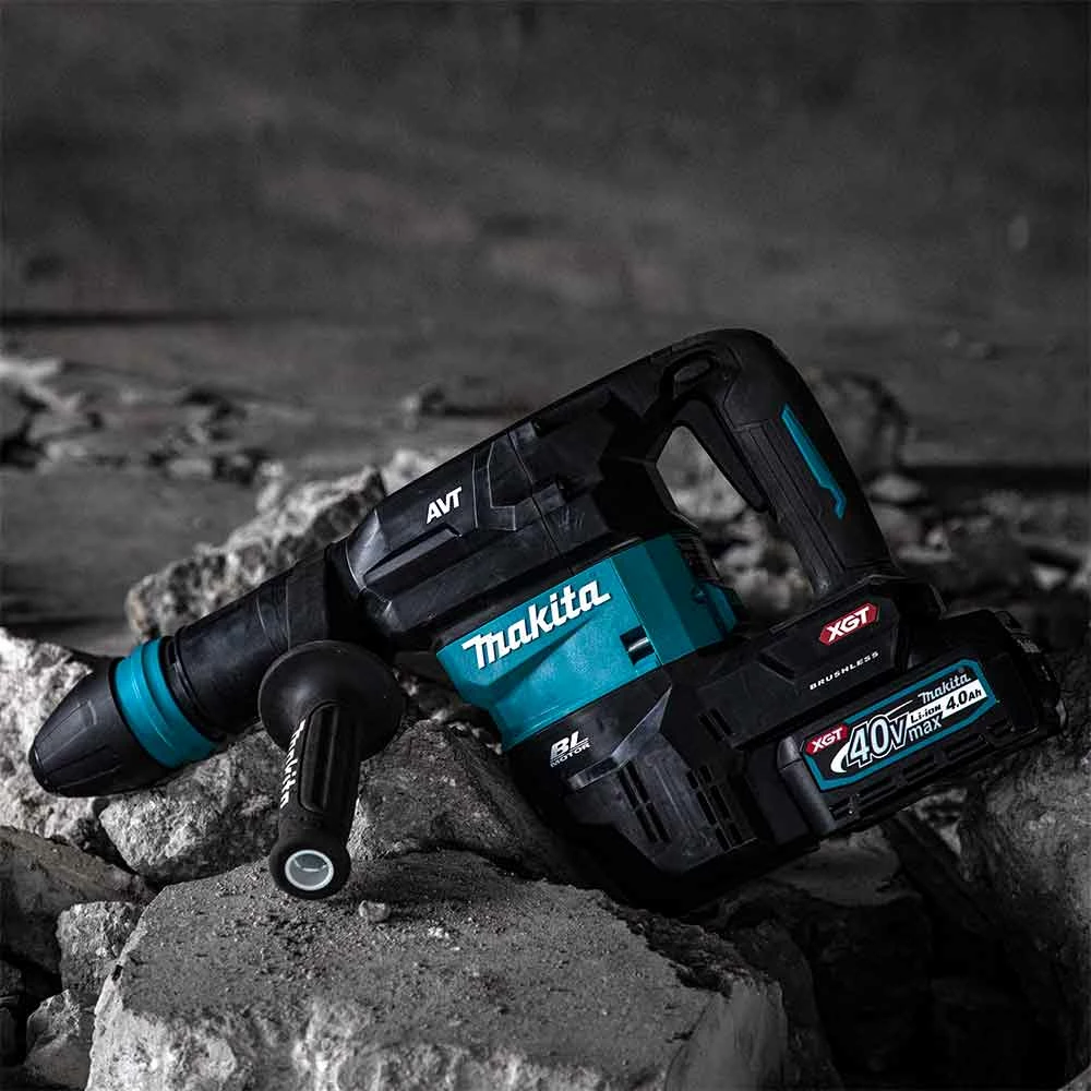 Makita GMH01M1 40V MAX XGT 15 Lb. Brushless Cordless AVT Demolition Hammer Kit 14 Makita GMH01M1 40V MAX XGT 15 Lb. Brushless Cordless AVT Demolition Hammer Kit