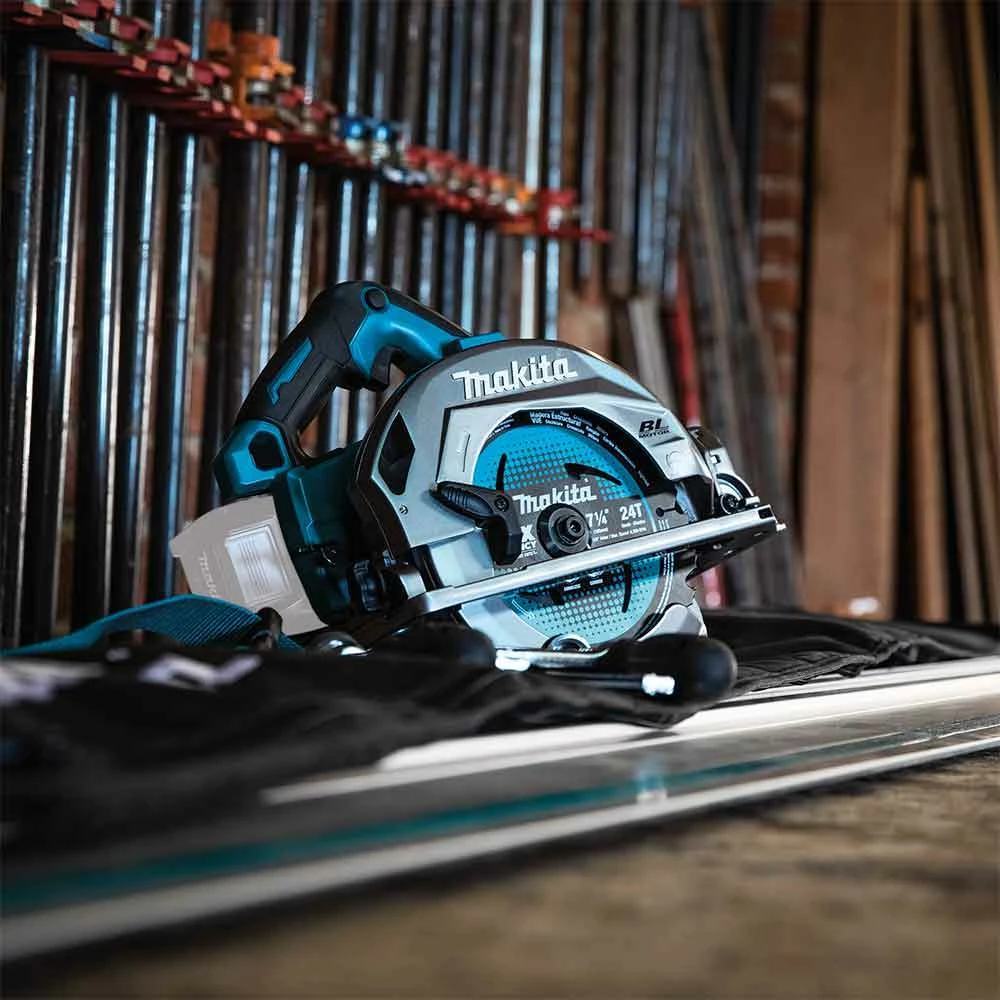 Makita GSH02Z 40V MAX XGT 7-1/4" Brushless Cordless Circular Saw - Bare Tool 6 Makita GSH02Z 40V MAX XGT 7-1/4" Brushless Cordless Circular Saw - Bare Tool