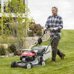 Honda HRX2176HZA 21" 4-in-1 Versamow Hydrostatic Self-Propelled Lawn Mower 13 Honda HRX2176HZA 21