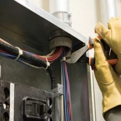 Klein 94130 1000V Insulated Professional Combo Tool Kit 5-PC Tools & Equipment