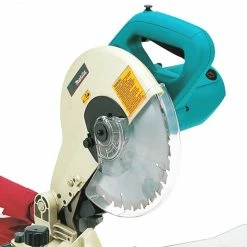 Makita LS1040 10-Inch 15.0 Amp 4,600 Rpm Pivoting Arm Compound Miter Saw 8 Makita LS1040 10-Inch 15.0 Amp 4,600 Rpm Pivoting Arm Compound Miter Saw