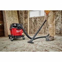 Milwaukee 0910-20 M18 FUEL 6 Gallon Wet/Dry Vacuum - Bare Tool