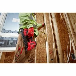 Milwaukee 2448-21 M12 12V Cordless Li-Ion Brushed Cable Stapler Kit Tools & Equipment