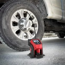 Milwaukee 2475-21CP M12 12V Lithium-Ion Cordless Compact Digital Inflator Kit 16 Milwaukee 2475-21CP M12 12V Lithium-Ion Cordless Compact Digital Inflator Kit
