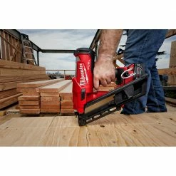 Milwaukee 2745-20 M18 FUEL 18V 30 Degree Lithium-Ion Framing Nailer - Bare Tool Tools & Equipment 25 Milwaukee 2745-20 M18 FUEL 18V 30 Degree Lithium-Ion Framing Nailer - Bare Tool Tools & Equipment