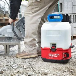 Milwaukee 2820-21WS M18 18V 4 Gallon Switch Tank Water Sprayer Tank Kit Lawn & Outdoor Power