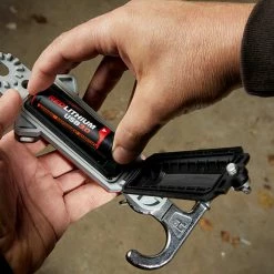 Milwaukee 48-11-2131 REDLITHIUM Lithium-Ion Rechargeable USB 3.0Ah Battery Tools & Equipment