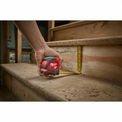 Milwaukee 48-22-6630 30' Compact Heavy Duty Tape Measure