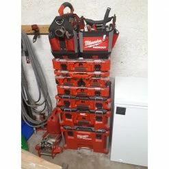 Milwaukee 48-22-8315 15-Inch 31-Pocket Ballistic Material Packout Tote Tools & Equipment 19 Milwaukee 48-22-8315 15-Inch 31-Pocket Ballistic Material Packout Tote Tools & Equipment