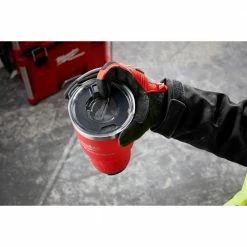 Tools & Equipment Milwaukee 48-22-8393R PACKOUT 30 OZ Durable Twist Lock Tumbler