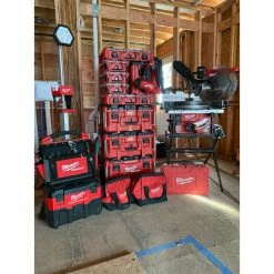 Tools & Equipment Milwaukee 48-22-8425 100-Pound Capacity Polymer Packout Large Tool Box