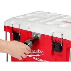 Milwaukee 48-22-8462 PACKOUT 40QT XL Cooler W/ Impact Resistant Polymer Body