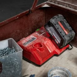 Milwaukee 48-59-1811 M12/M18 Durable Dual Battery Super Charger