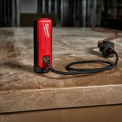 Milwaukee 48-59-2013 REDLITHIUM USB Charger And Portable Power Source Kit