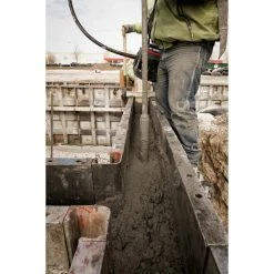 Milwaukee MXF370-2XC MX FUEL Cordless Heavy Duty Concrete Vibrator Tools & Equipment