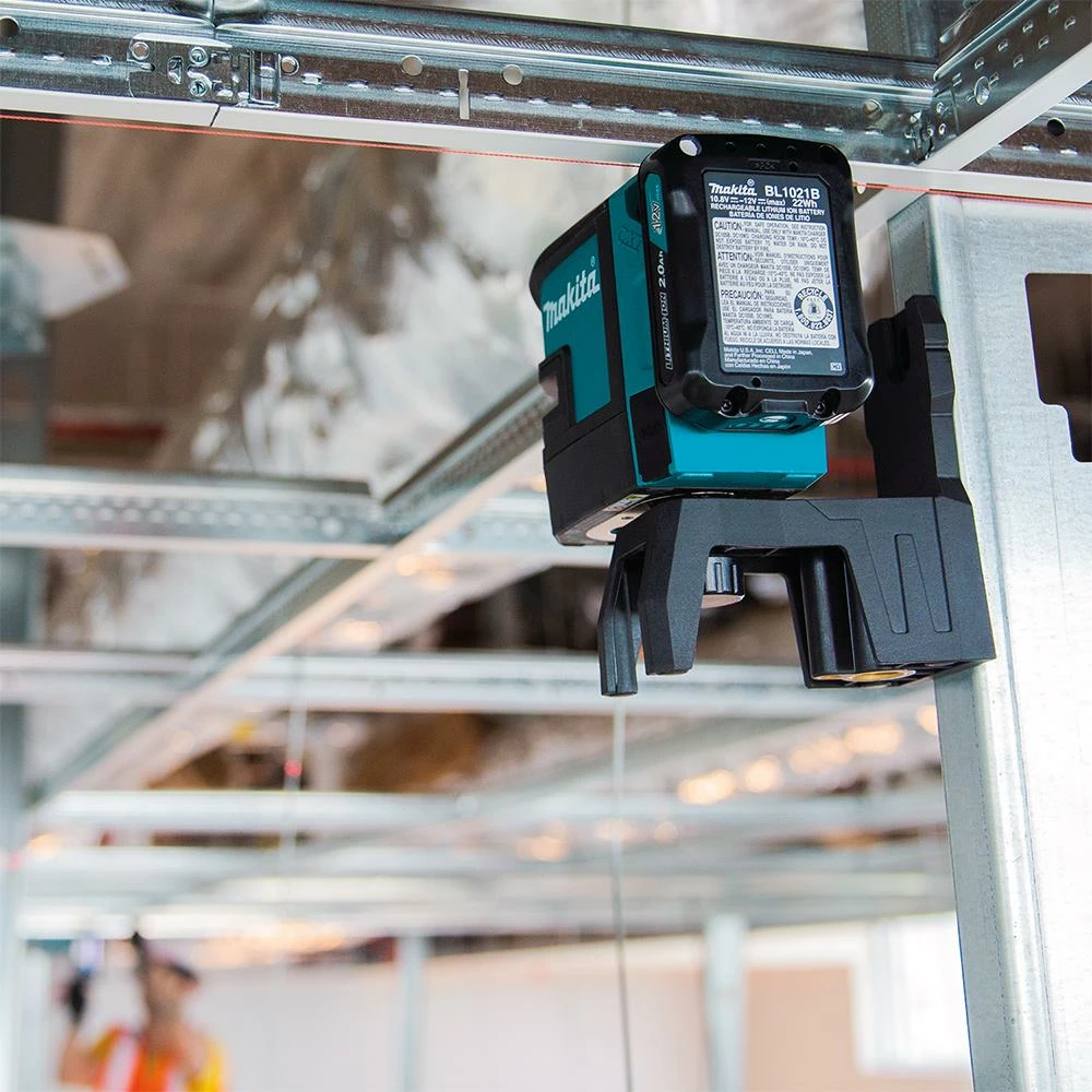 Makita SK106DNAX 12 Volt 2.0Ah CXT Cordless Self-Leveling 4 Point Red Laser Kit Tools & Equipment 10 Makita SK106DNAX 12 Volt 2.0Ah CXT Cordless Self-Leveling 4 Point Red Laser Kit Tools & Equipment