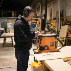 Triton TSPS450 450W / 3.5 Amps Oscillating Spindle Sander