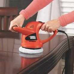 Black And Decker Black & Decker WP900 120-Volt 6-Inch 4400-Opm Corded Automotive Waxer/Polisher