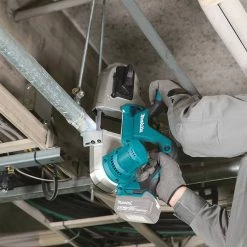 Makita XBP03Z 18 Volt 2-1/2 Inch Adjustable Cordless Compact Band Saw, Bare Tool Tools & Equipment