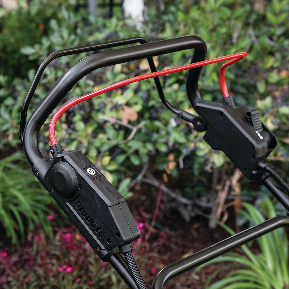 Makita XML11CT1 36V (18V X2) LXT 21" Walk Behind Self-Propelled Lawn Mower Kit 12 Makita XML11CT1 36V (18V X2) LXT 21" Walk Behind Self-Propelled Lawn Mower Kit