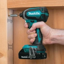 Makita XT269R 18-Volt 2.0 Ah LXT Lithium-Ion Brushless Cordless Combo Kit - 2pc